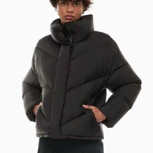 NWT Aritzia Cloud Puff Black XS